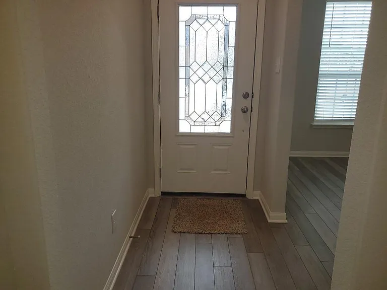 136 Constitution St — Photo 4