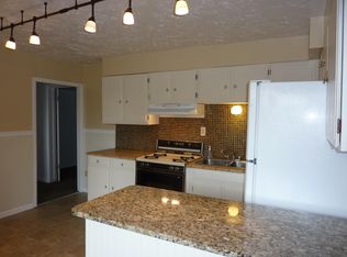 1895 S Laurelhurst Dr, Salt Lake City, UT 84108