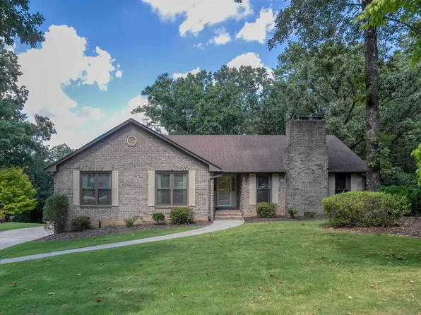 2508 Brook Water Cir, Vestavia, AL 35243