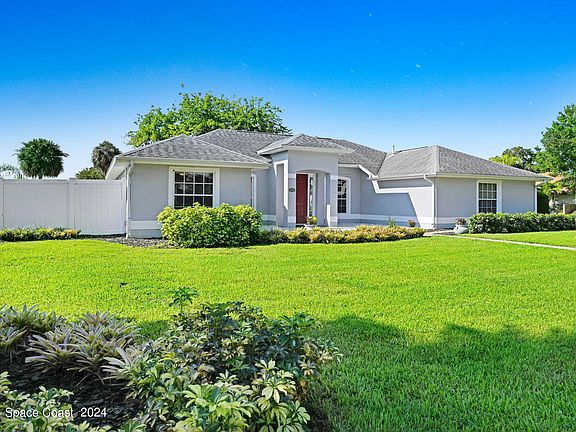 2nd image of 2525 Katherine Ct