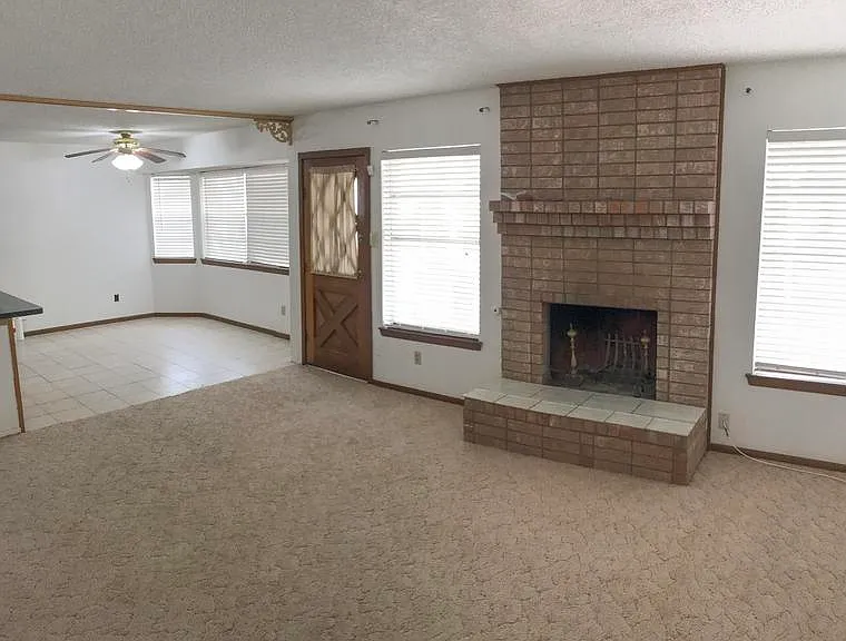 11316 Jack Cupit Ln — Photo 5