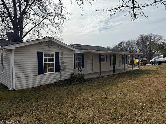 1st image of 2115 Ararat Rd