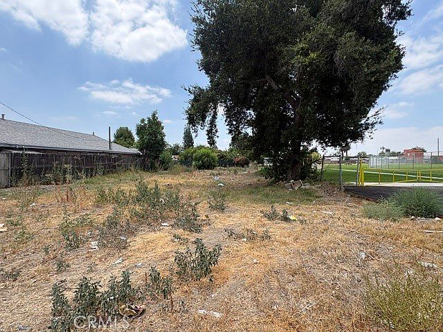 2nd image of 0 W 14th St Lot 11