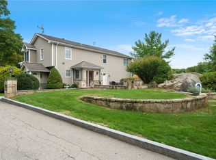 27 Granite St, Johnston, RI 02919