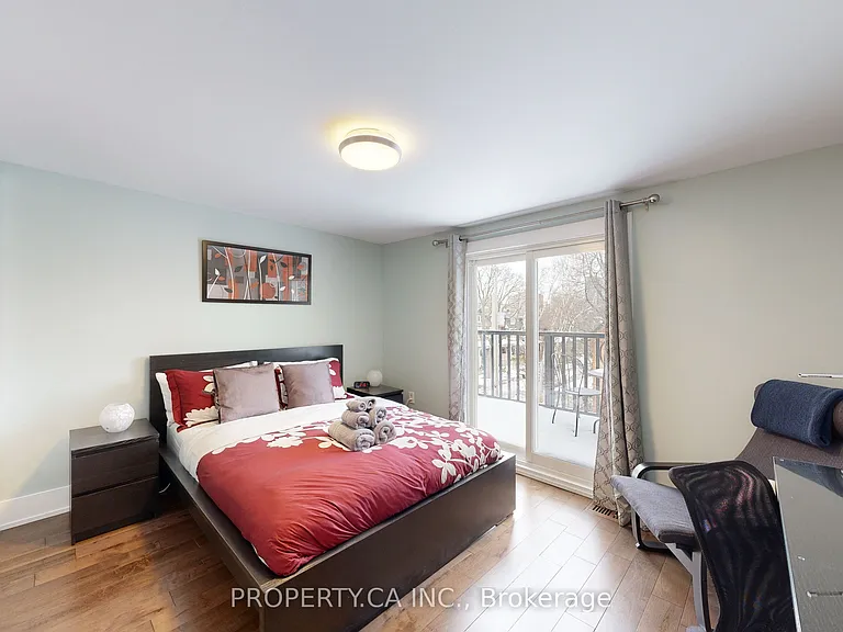 635 Christie St #UPPER — Photo 19