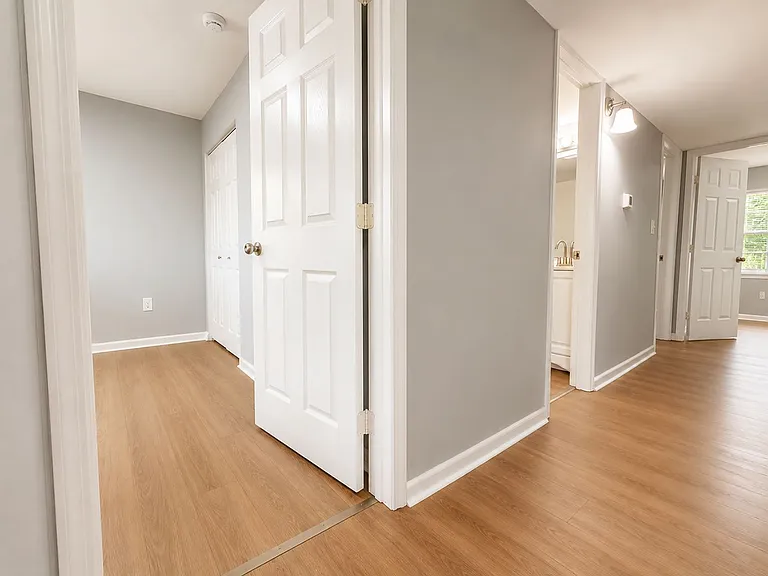 412 Fairfax Dr #6 — Photo 50