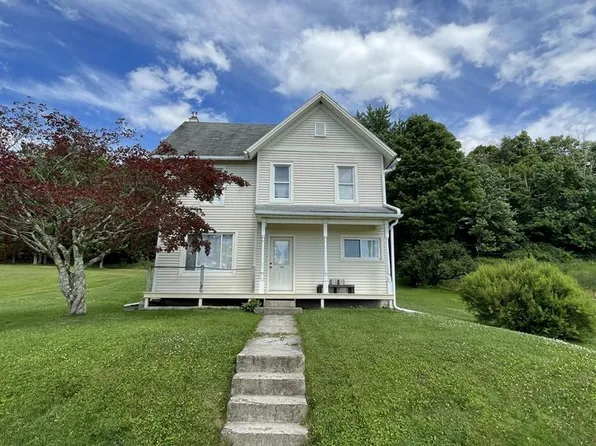 138 2nd St, Leraysville, PA 18829