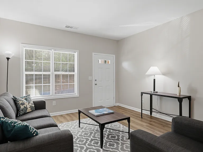 406 McAfee Ct NW #406 — Photo 4