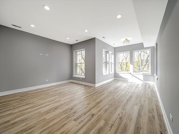 4th image of 6355 N Paulina St #2S