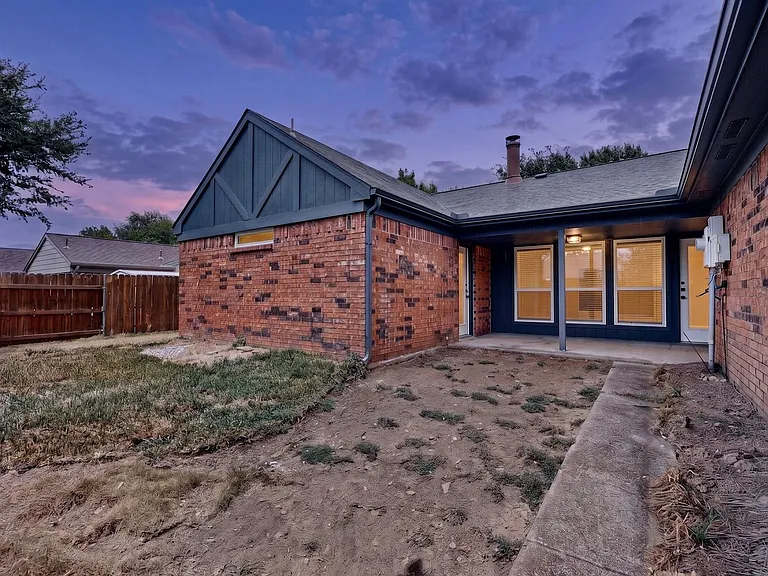 215 Aspenway Dr — Photo 40