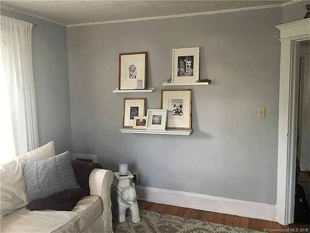225 Whiting Ln #2 — Photo 5
