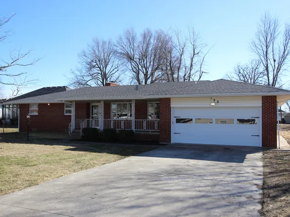 132 E Anderson Street, Seymour, MO 65746