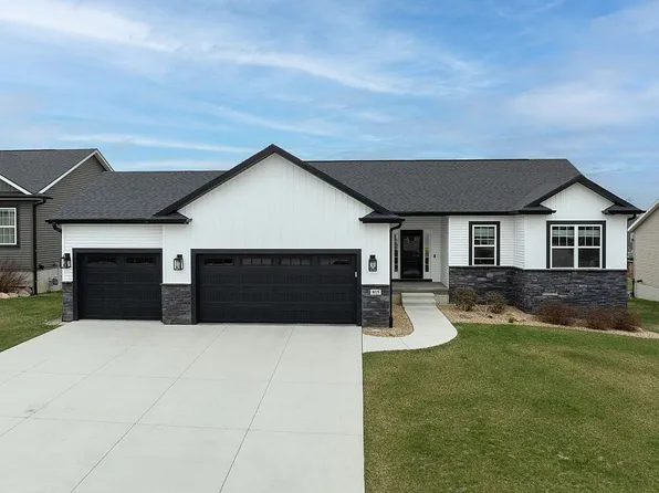 815 Bowstring Dr, Marion, IA 52302