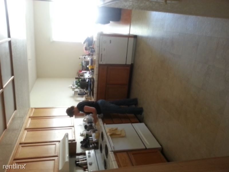 2nd image of 1952 Badgerwood Ln