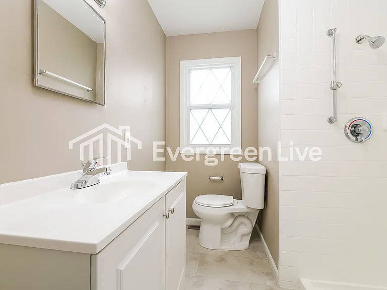 3404 N Pleasant St — Photo 10