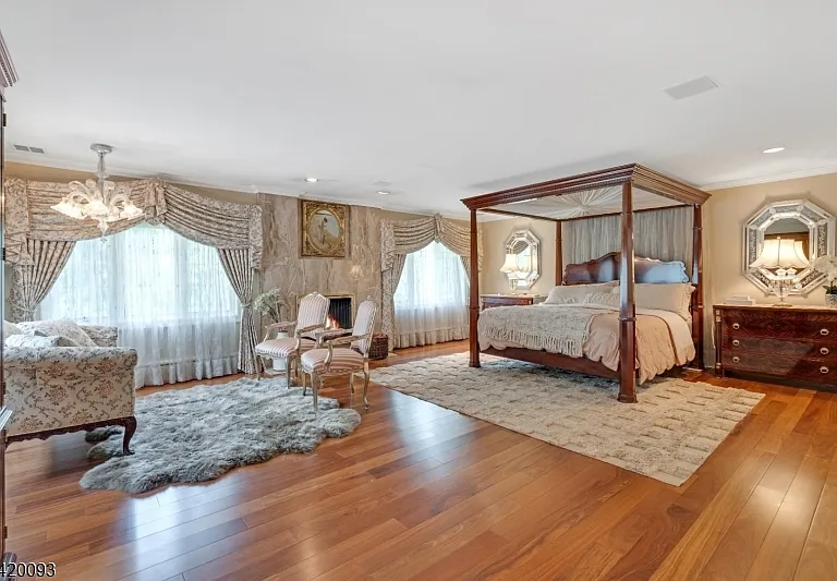 787 Peach Tree Ln — Photo 14