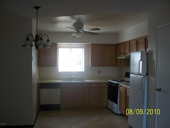 3rd image of 465 W IVYGLEN Street #4