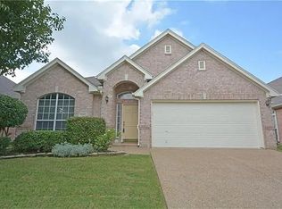 9433 Western Trl, Irving, TX 75063