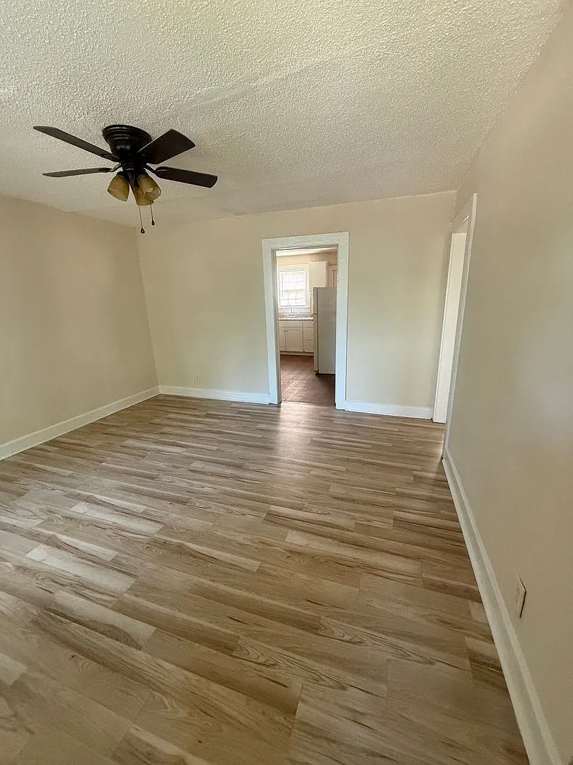807 Ward Street — Photo 3