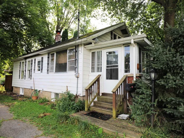11614 Temperance St, Mount Morris, MI 48458