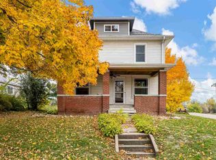 502 Broadway St, Springville, IA 52336