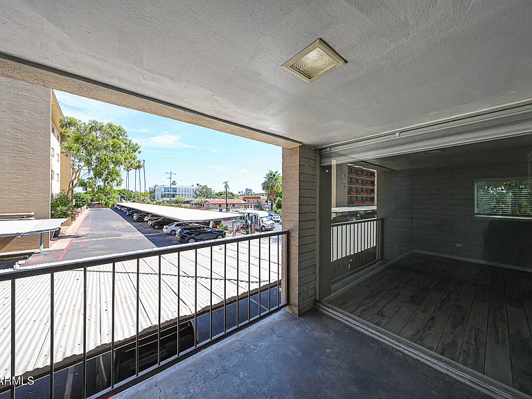 351 E Thomas Rd #D201 — Photo 6