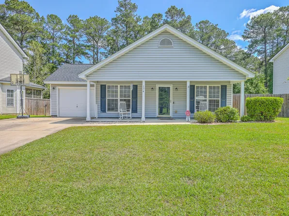 134 Caryota Ln, Summerville, SC 29486