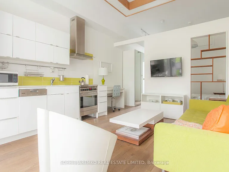 171 Carlton St #1 — Photo 13