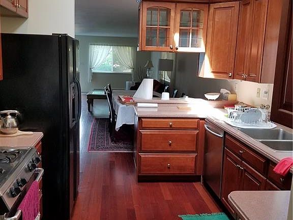 3rd image of 406 Plover Ct #192