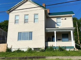 1465 5th Ave, Freedom, PA