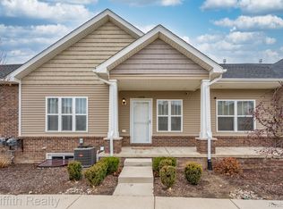 1754 Welland St, Howell, MI 48855