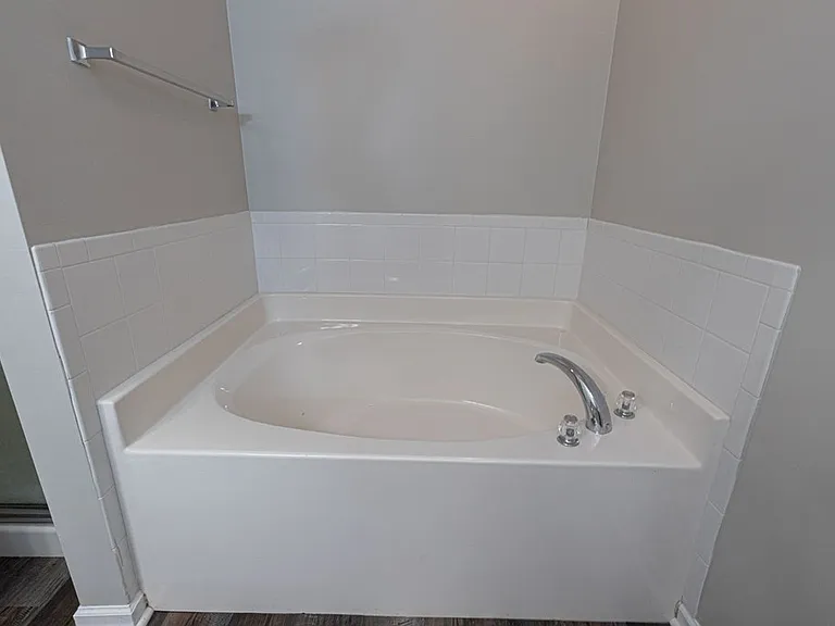 5147 Kingsberry St — Photo 10