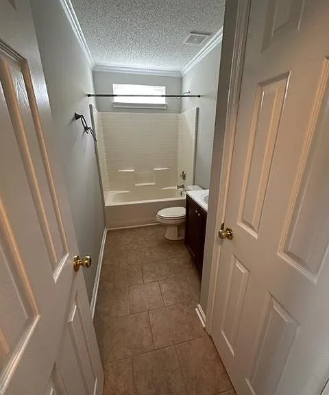 204 Ashridge Way — Photo 15
