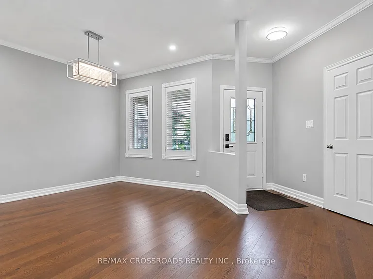 5 Robert Correll Ct — Photo 3
