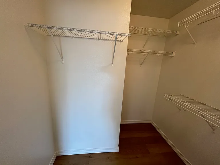 7327 N Bedford Ln — Photo 17