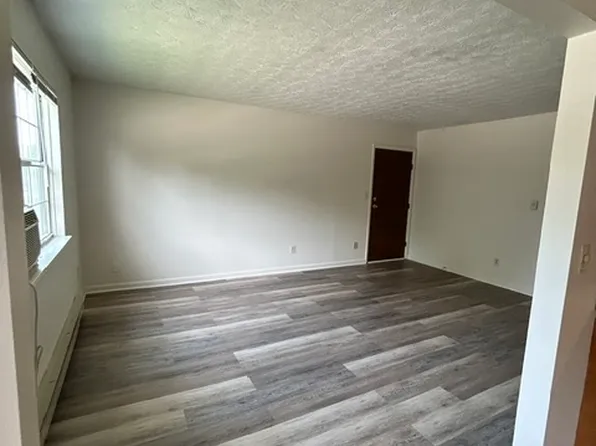 501 W Silver St APT B, Lebanon, OH 45036