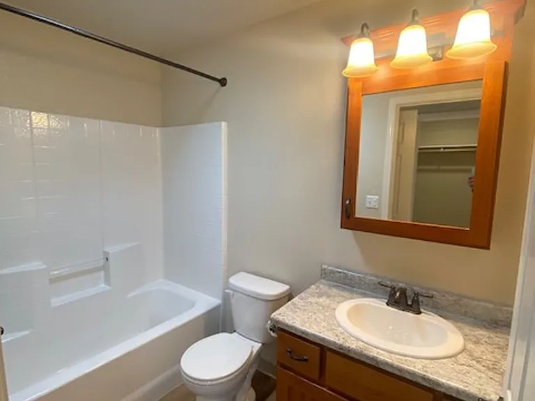 1956 Sagewood Way — Photo 25
