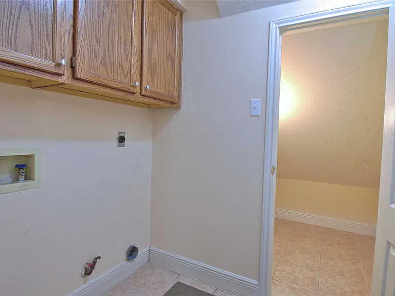 8106 Ephraim Rd — Photo 13
