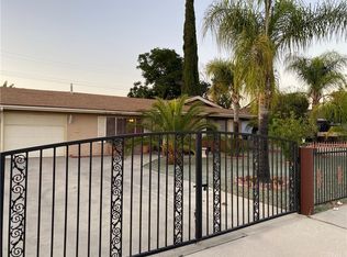 310 W Thornton Ave, Hemet, CA 92543