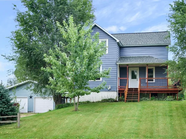 133 W 16th St, Cochrane, WI 54622