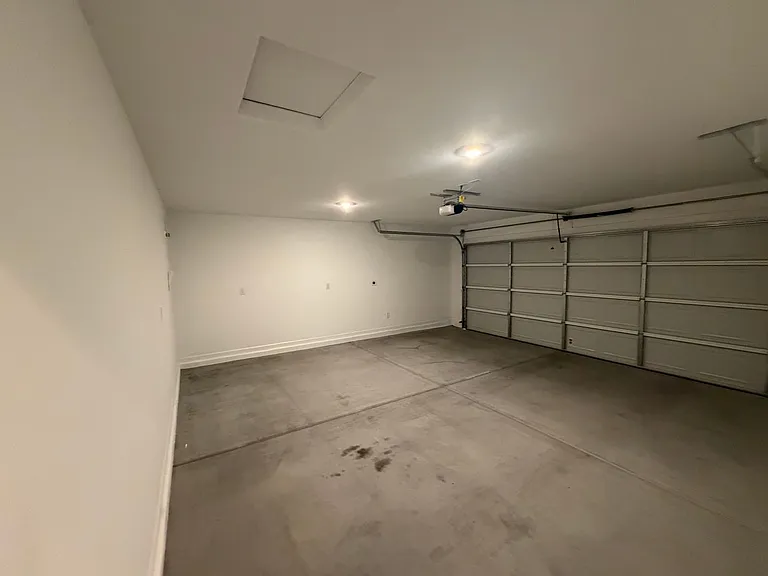 36590 W Mondragone Ln — Photo 4
