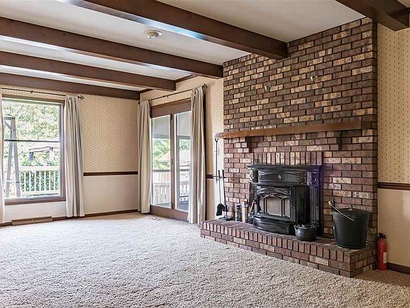 5th image of 64860 McIntosh Ln