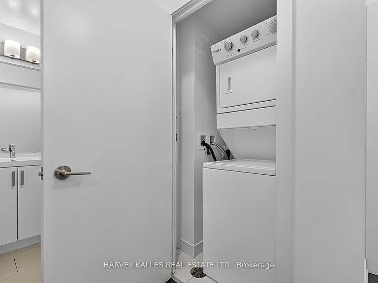 1603 Eglinton Ave W #214 — Photo 20