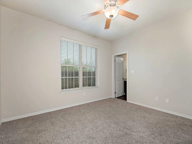 503 Forest Dr — Photo 19