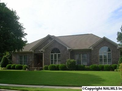 1220 Old Carriage Ln SE, Huntsville, AL, 35802