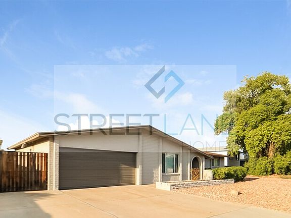 3rd image of 4624 W Paradise Dr