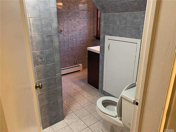 5th image of 3209 Skillman Ave