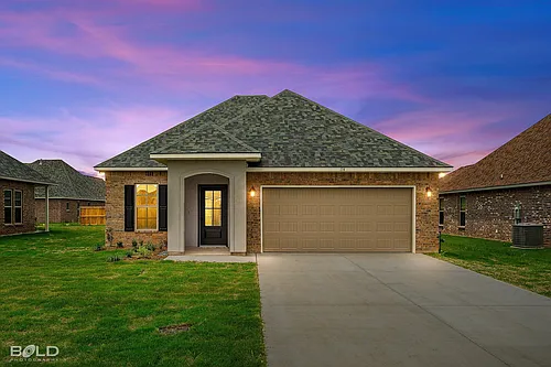 114 Saint Edmunds Way Photo 1