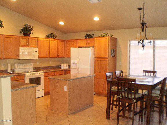 3rd image of 15829 W Tara Ln