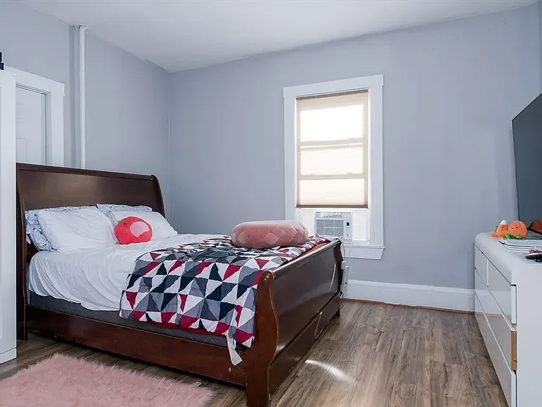 114 Mechanic St #1L — Photo 3